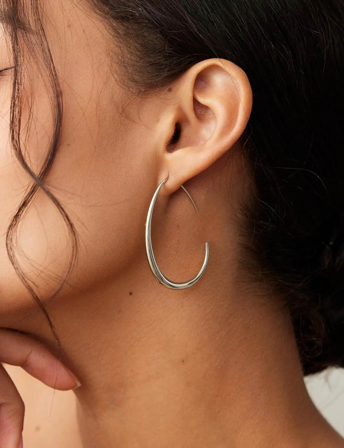 2Pairs Lightweight Teardrop Hoop Earrings for Women - 18k Gold Plated Large Small Size Oval Pull Through Hoop Earrings Teen Gift High Polished Statement Jewelry for Women