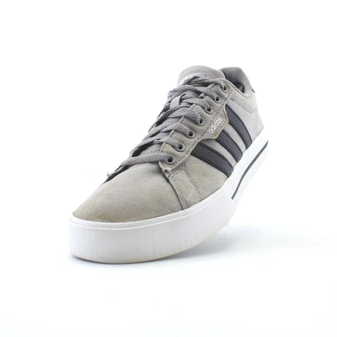 ADIDAS  DAILY 3.0
