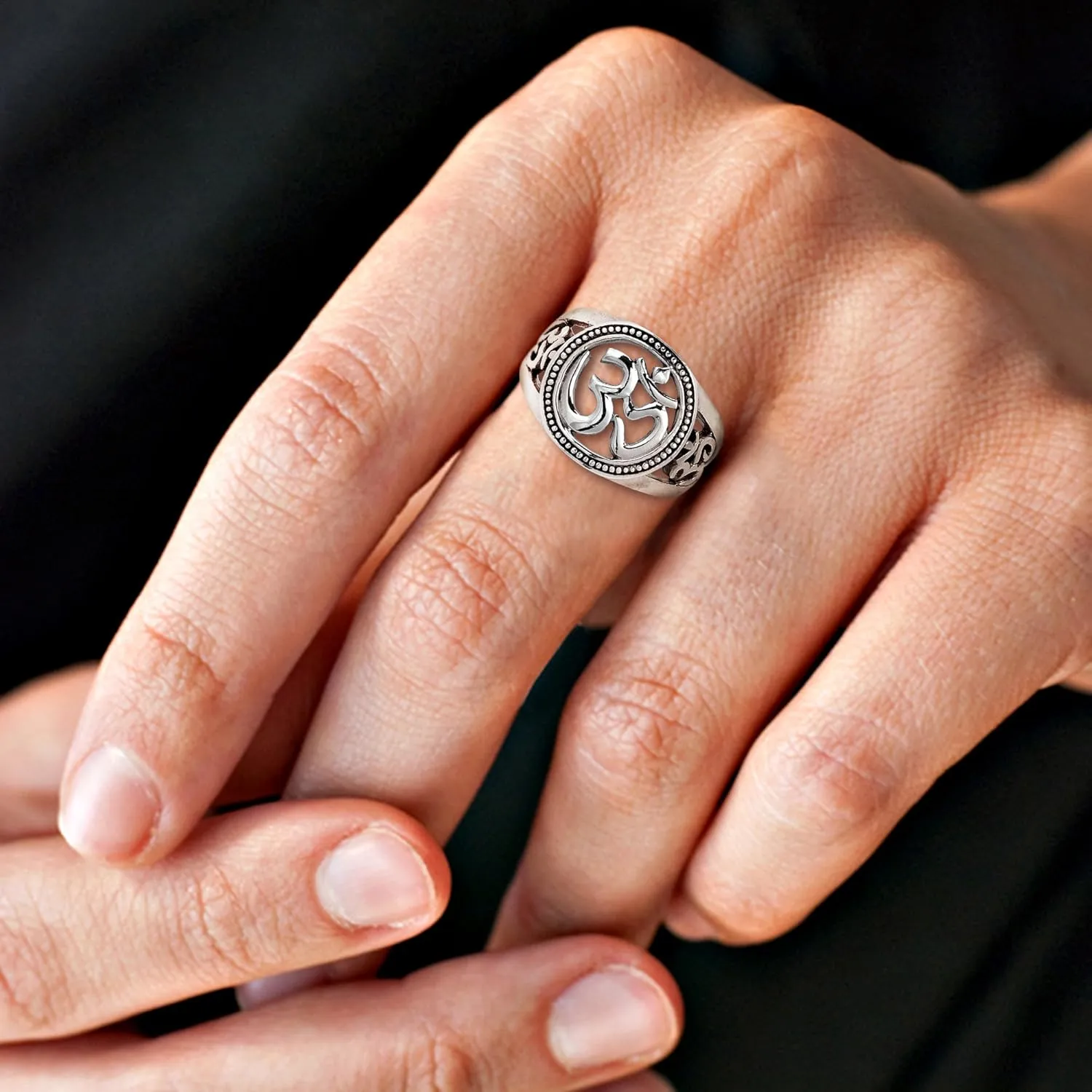 AeraVida Universal Harmony Symbol Aum or Ohm Sterling Silver Ring | Unisex Hindu Meaningful Ring | Silver Ring Anniversary Jewelry Gift | Size 8
