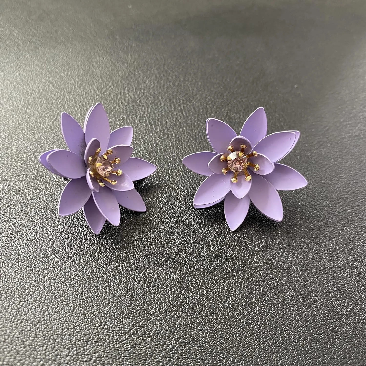 Chic Cute Boho Matte Flower Statement Stud Earrings with Gold Flower Bud for Women Sister Mom Lover and Friends