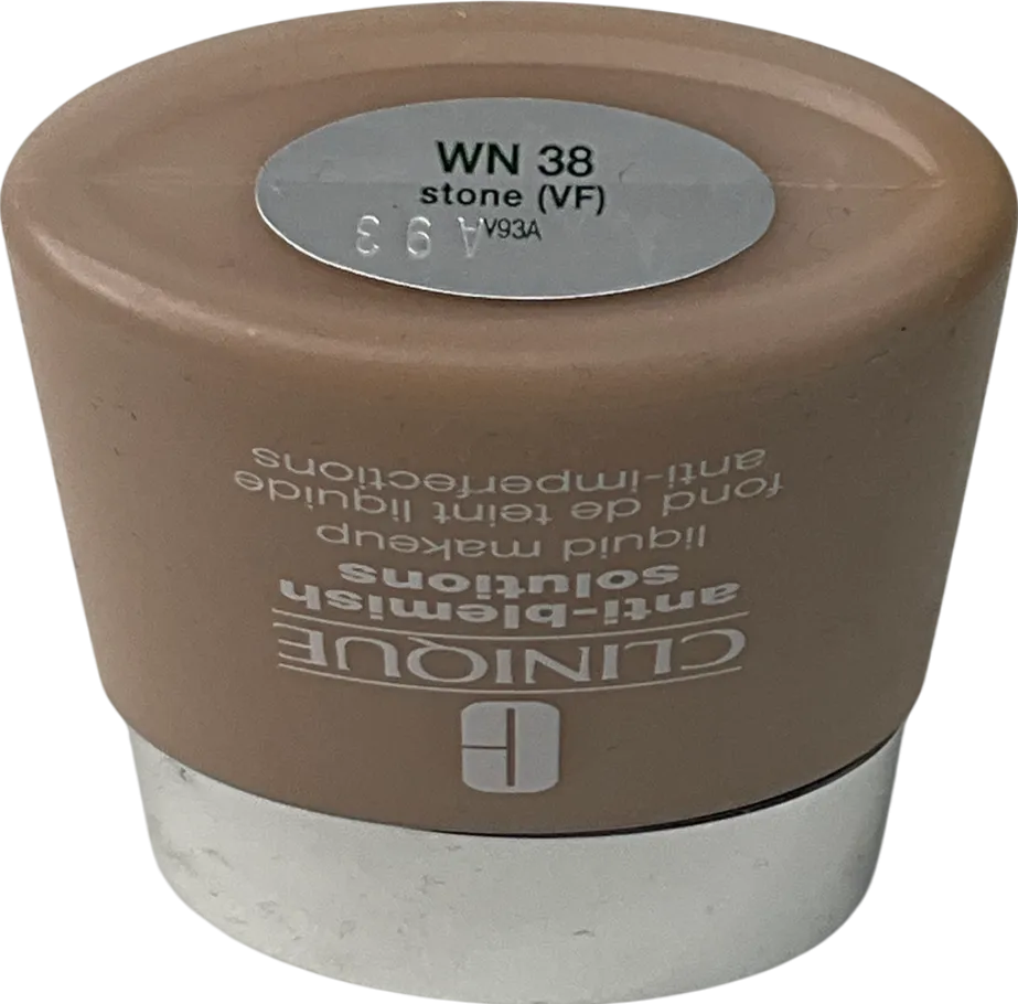 clinque Anti-blemish Solutions Liquid Makeup Wn38 30g