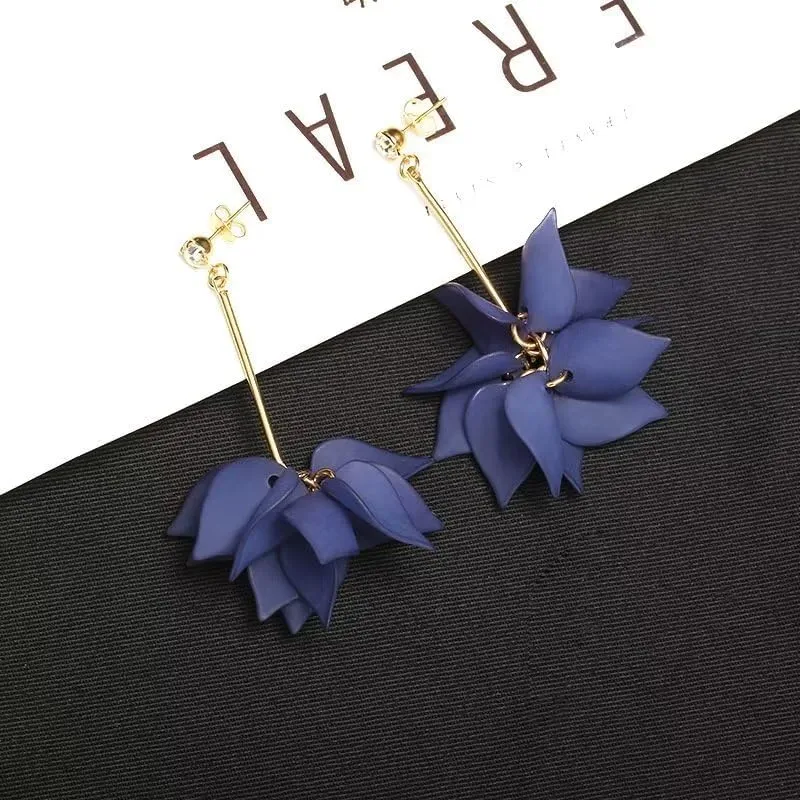 Flower Earrings for Women Sunflower Daisy Tulip Poppy Rose Flower Dangle Earrings Gold Pink Blue Purple Floral Earings Spring Summer Statement Jewelry Gift
