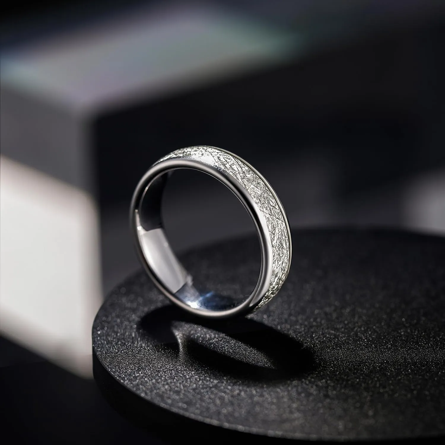 Greenpod 4mm 6mm 8mm Tungsten Rings for Men Women Silver Dome Polished Meteorite Inlay Ring Wedding Bands for Him Size 4-15