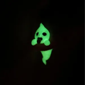 Halloween Earrings Ghost Studs Glow in the Dark Halloween Studs Cute Ghost Studs for Ladies Hanging Halloween Jewelry