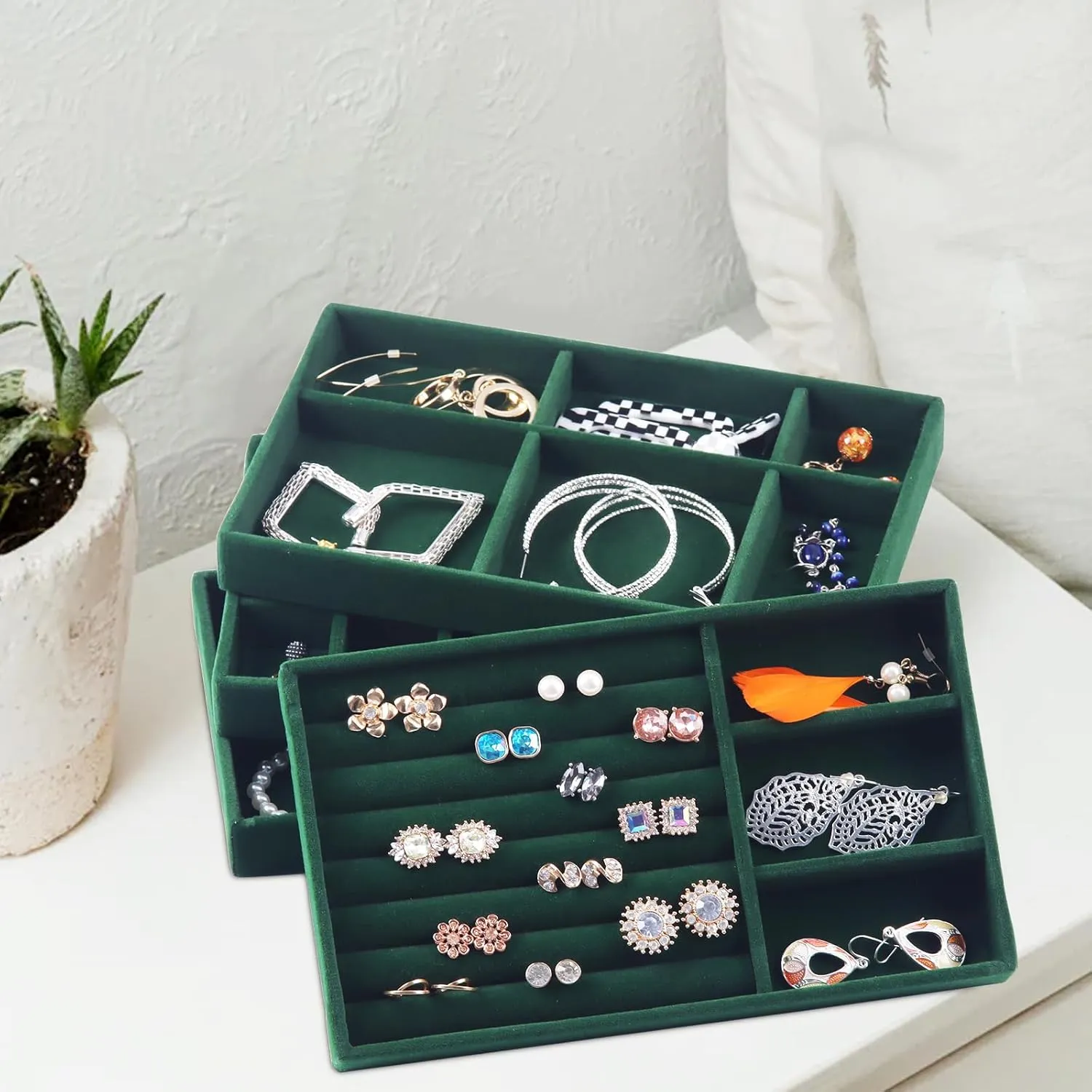 Jewelry Trays,Velvet Stackable Organizer Trays,Drawer Inserts Jewelry Display Case For Rings Stud Necklaces Earring Organizer Tray for Women Girls-8 Pack (Green)