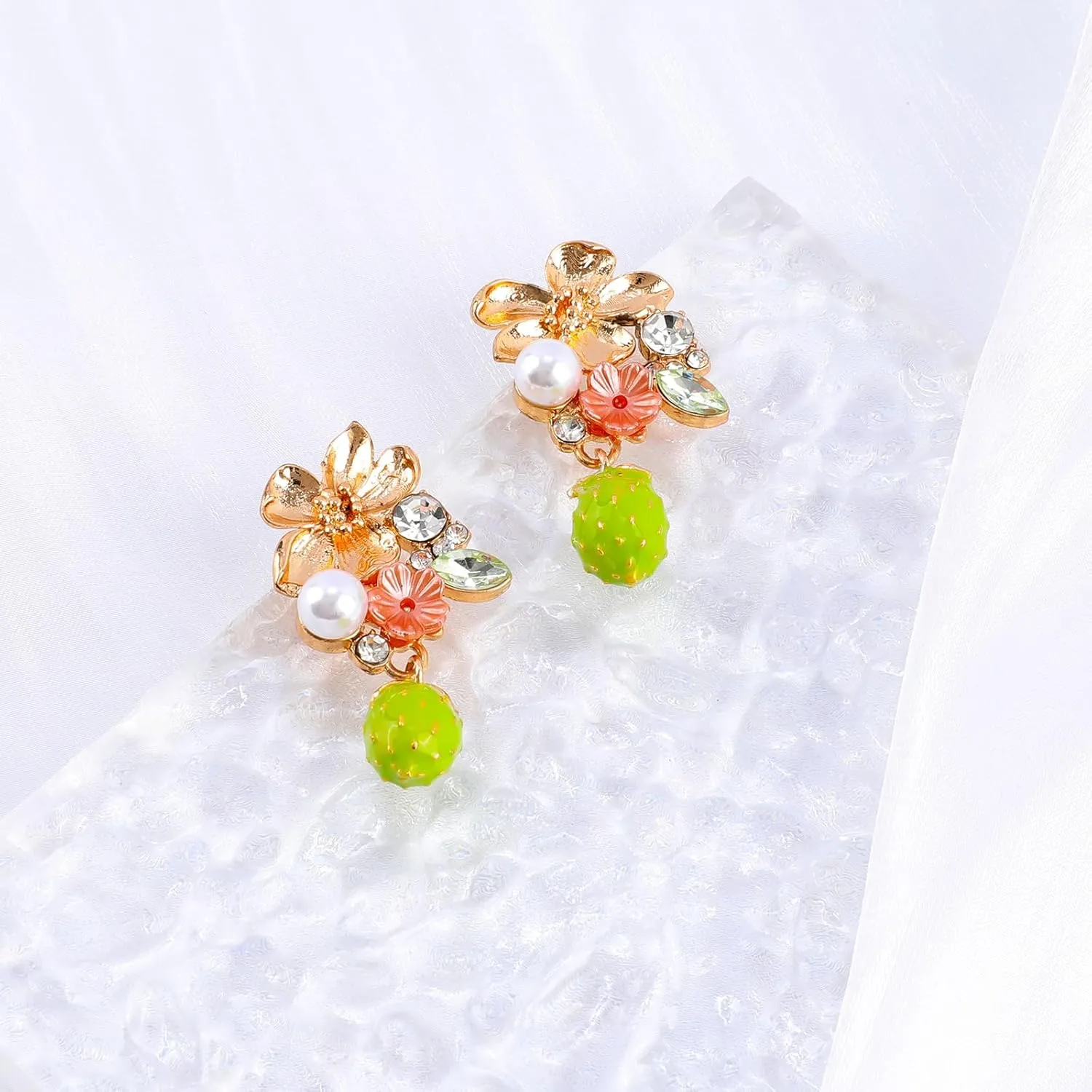 Lemon Dangle Earrings for Women Gold Hoop Lemon Pendant Earrings Refresh Sweet Flower Charm Drop Weird Statement Fruit Earrings Aesthetic Summer Funny Simulation Party Jewelry Gifts