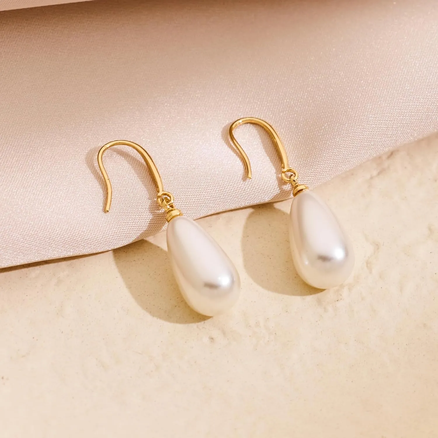 Pearl Earrings for Women Minimalist Pearl Drop Earrings Elegant Gold Leverback Pearl Dangle Earrings Wedding jewelry Bridesmaid Gifts