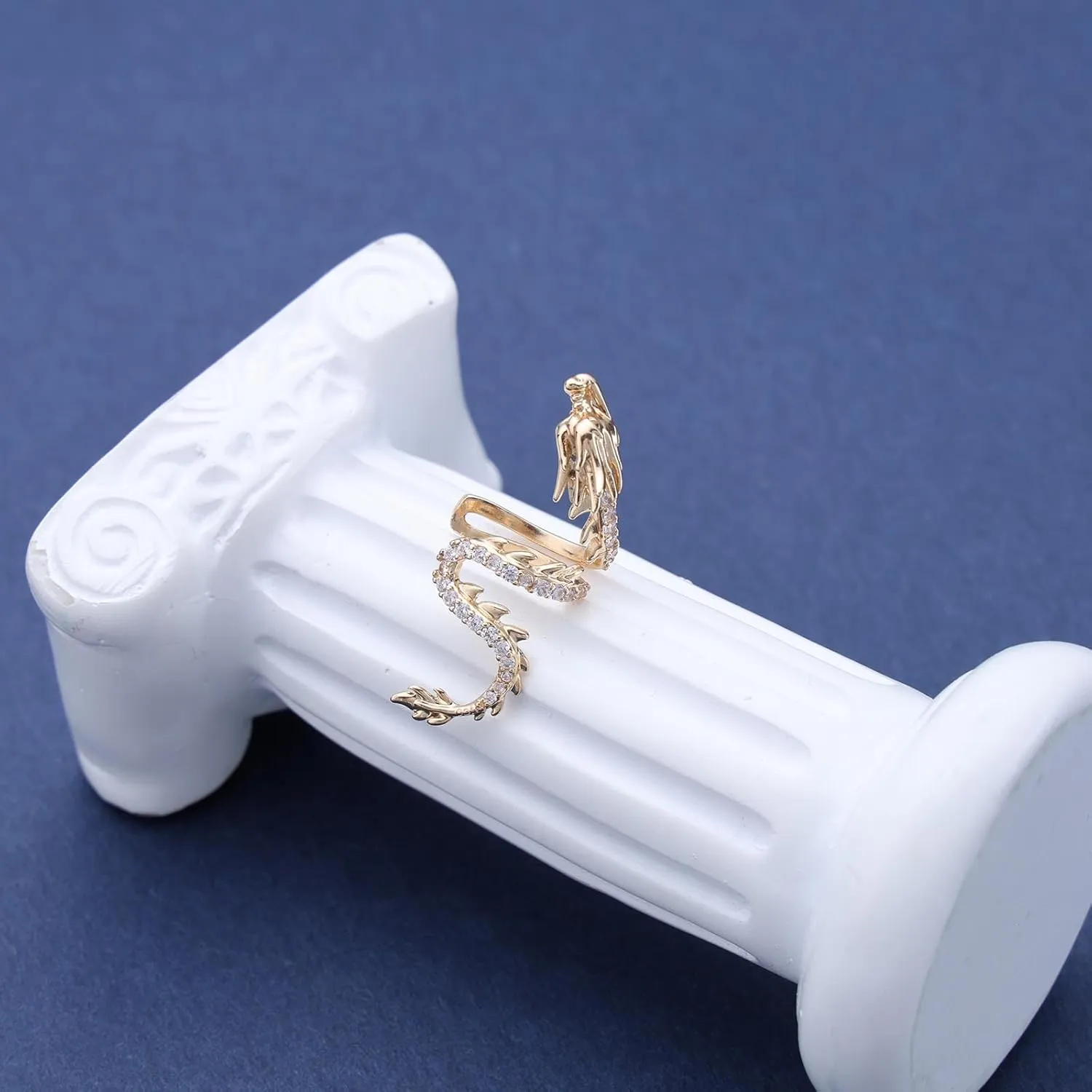 Punk Dragon Ear Cuff Earrings Crystal Dragon Earring Gold Dragon Cuff Wrap Earrings Cz Dragon Cartilage Cuff Earrings Dragon Crawler Cuff Earrings Jewelry For Women(Gold Left)