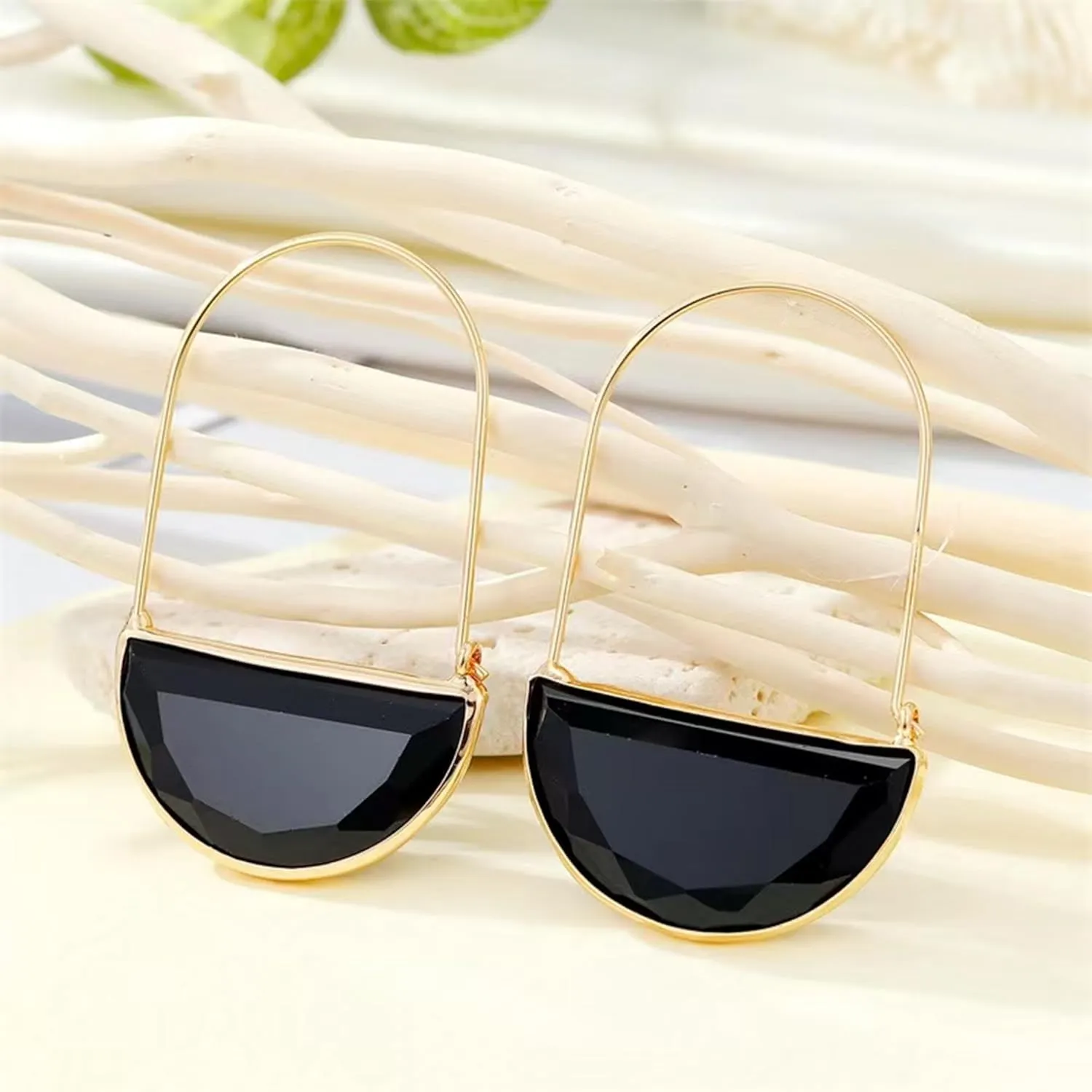 Semi-Circle Crystal Earrings for Women - Luxury Purse-Shaped Design, Sparkling Rhinestone Party Jewelry, Elegant Gift for Wedding/Birthday/Night Out