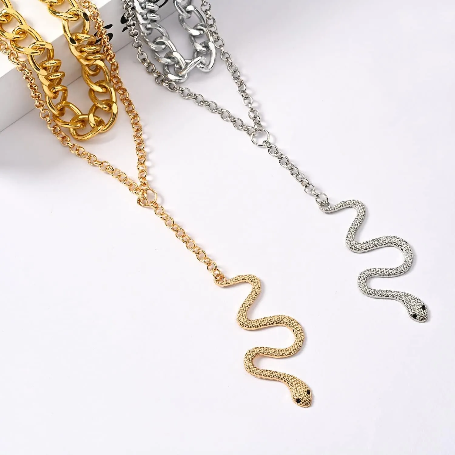 Snake Layered Chunky Necklace Dainty Snake Serpent Pendant Necklaces Gold Layered Necklace Bohemian Choker Jewelry for Women