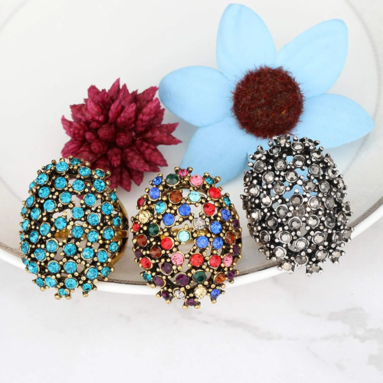 Women Fashion Ring Jewelry Wedding Rings Cute Girls Rings Luxury Oval Colorful Rhinestone Inlaid Women Finger Ring Party Jewelry Gift for Girlfriend Wife Mom Teen Couples
