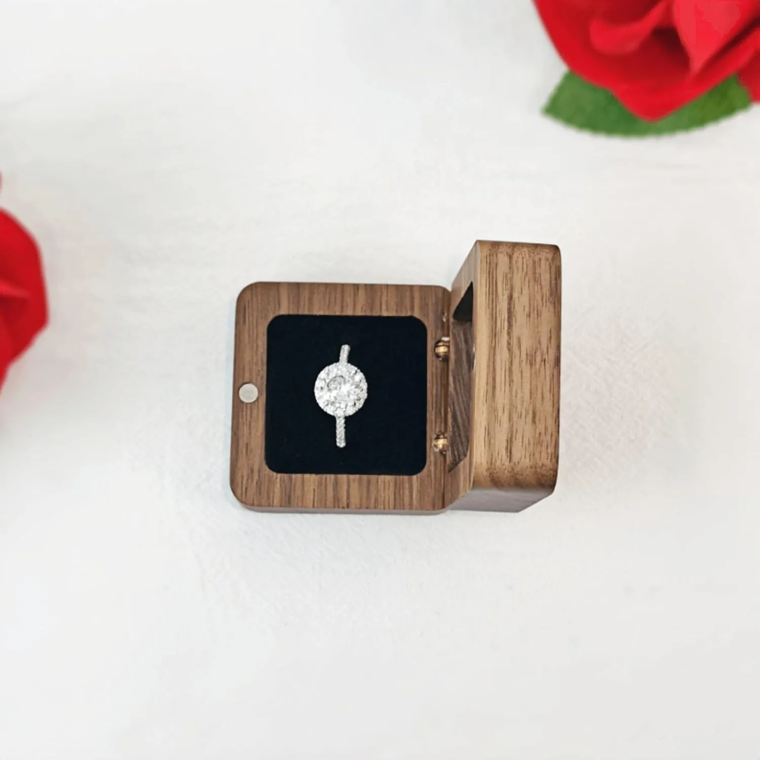 women's small proposal engagement ring box Single slot,wooden ring bearer case holder box,vintage earring gift box, Applicable to wedding,engagement,anniversary ring boxes(women's small rings)