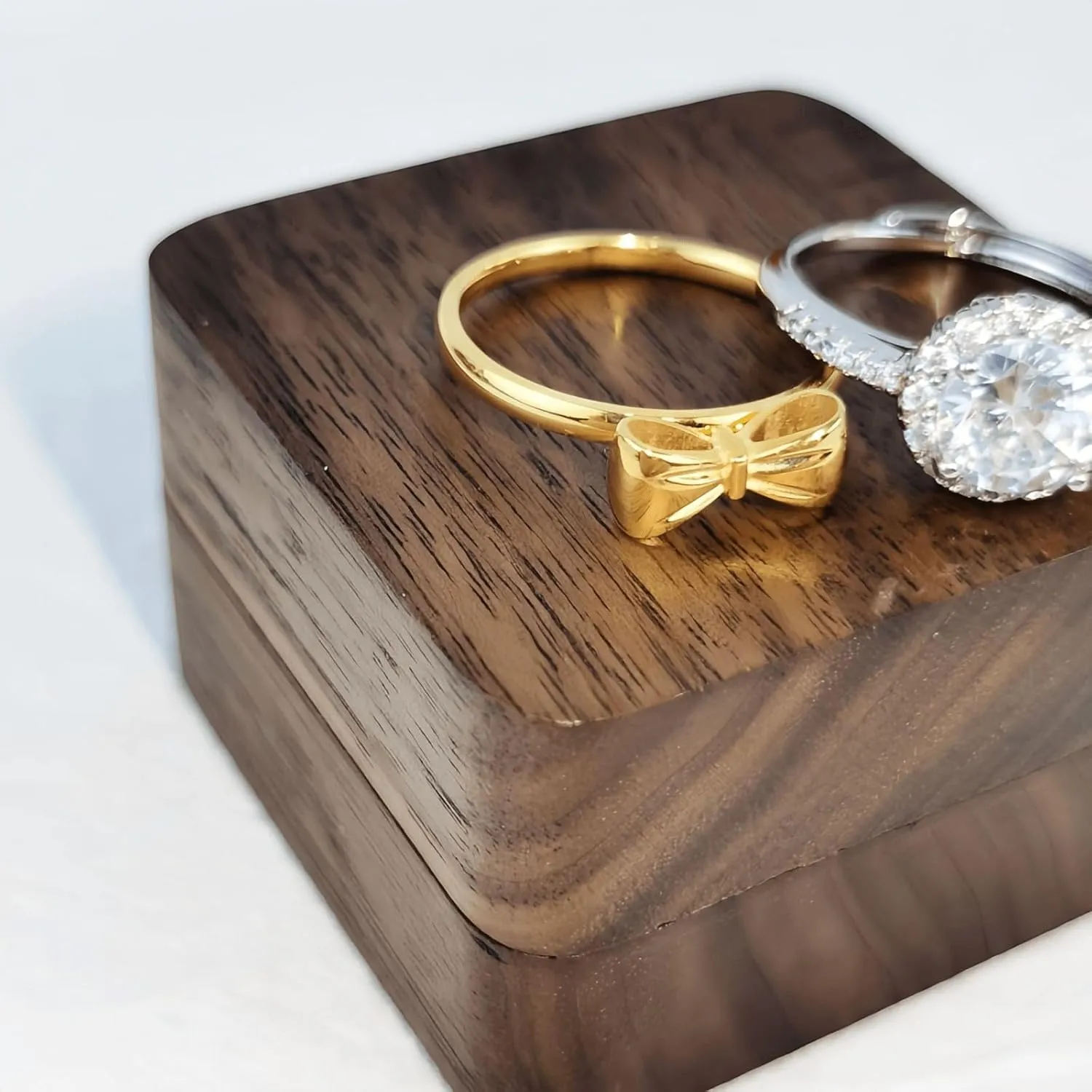women's small proposal engagement ring box Single slot,wooden ring bearer case holder box,vintage earring gift box, Applicable to wedding,engagement,anniversary ring boxes(women's small rings)